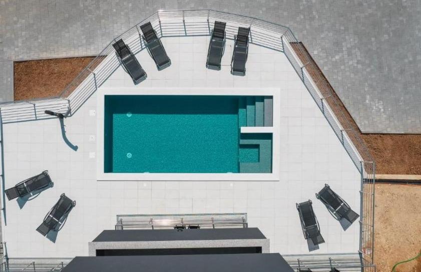 נובליה Noa East Residence מראה חיצוני תמונה